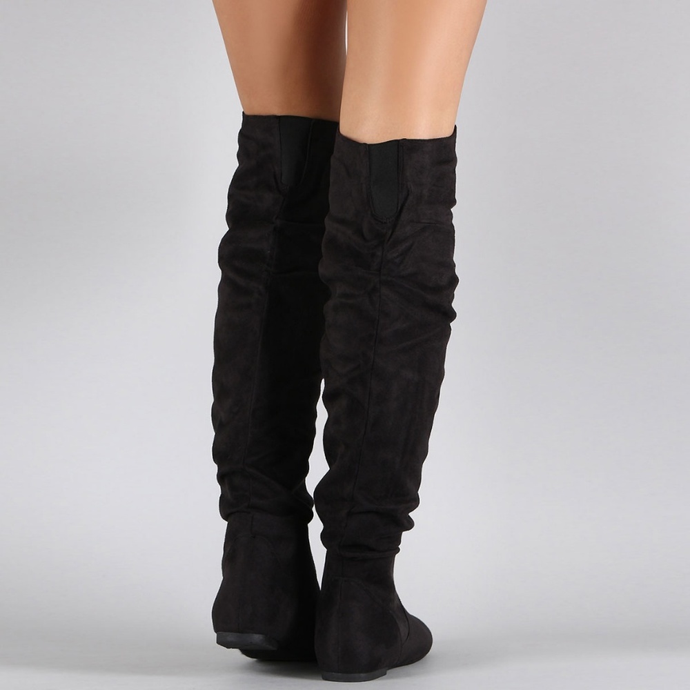 Elegant Black Over the Knee Boots - Picture 3 of 3
